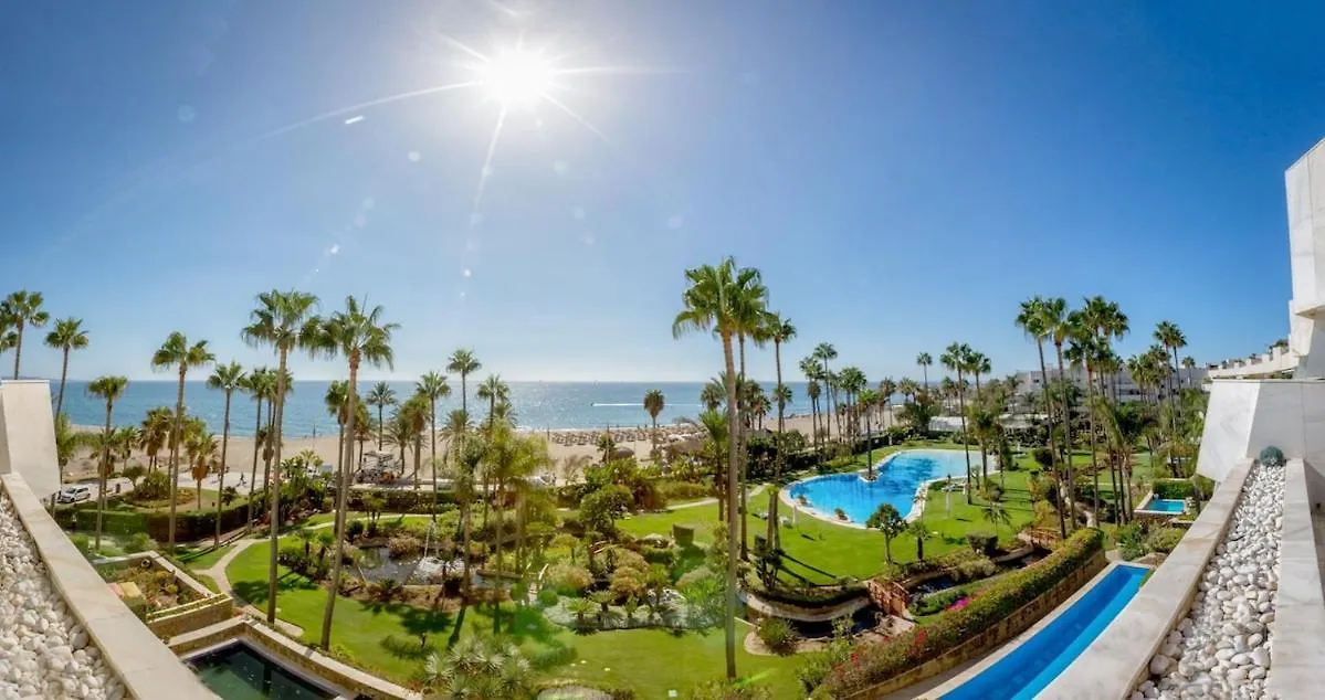 Puerto Banus Beachfront Apartment Private Pool Marbella