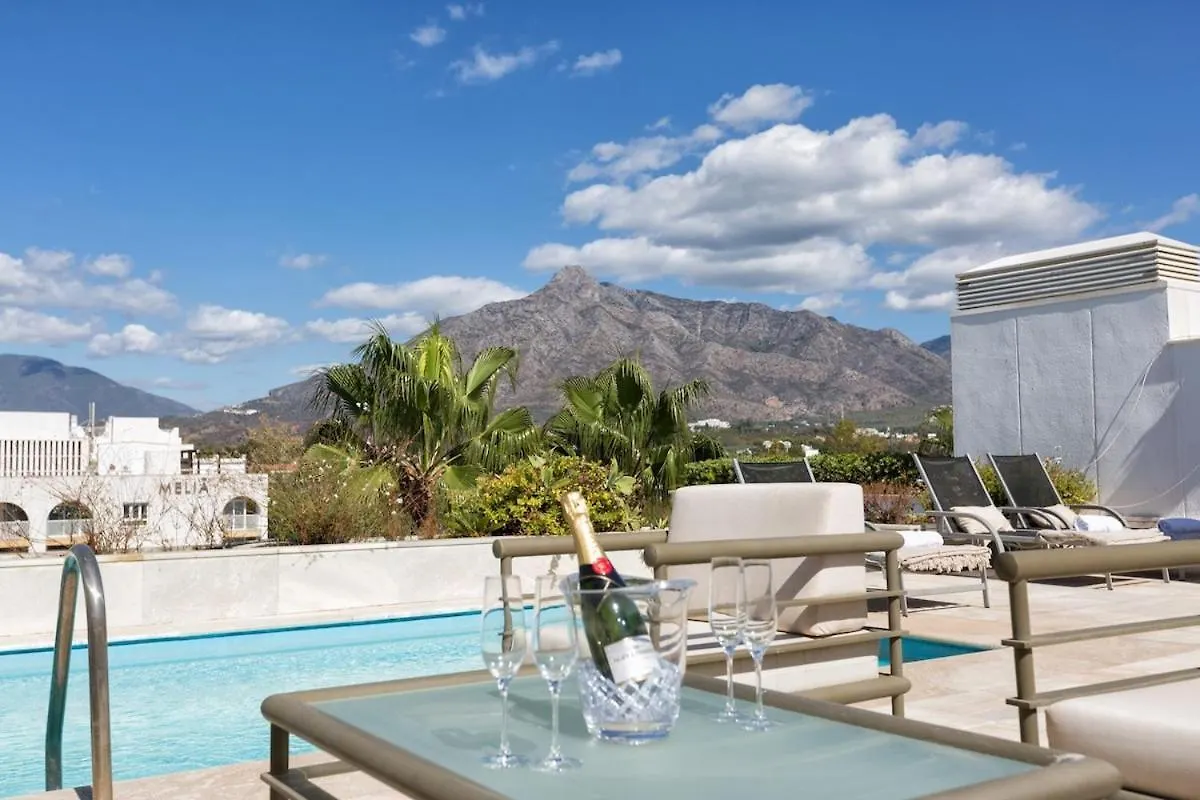 Puerto Banus Beachfront Apartment Private Pool Marbella